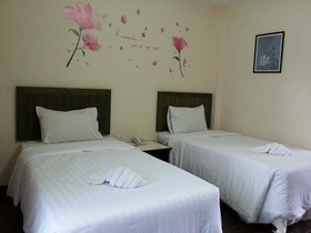 Baan Suksiri Hotel