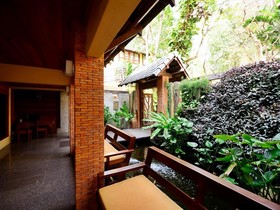 Baan Talay Dao