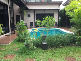 Barbe La Maison
