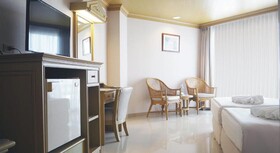 City Beach Resort