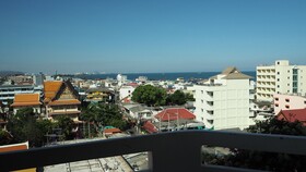 City Beach Resort