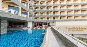 City Beach Resort
