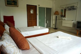 Corner Cafe Bed and Breakfast