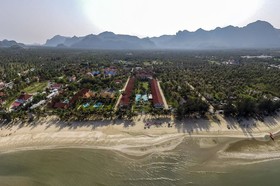 Dolphin Bay Resort