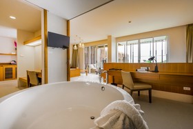 G Hua Hin Resort & Mall