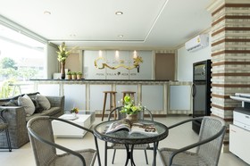 Golden Sea Pool Villa Hua Hin