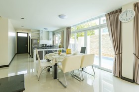 Golden Sea Pool Villa Hua Hin