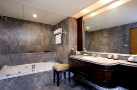 Hilton Hua Hin Resort & Spa