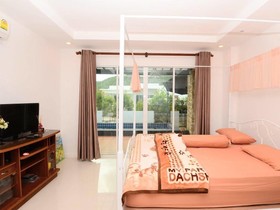 Hua Hin Baanpak Pool Villa