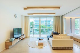 Huahin Beach Luxury Condominium