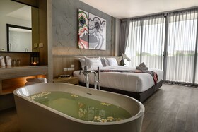 iSanook Hua Hin Resort & Suites