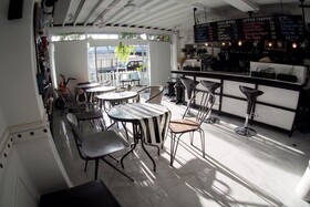 Jetty Huahin Hostel