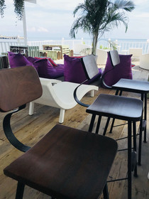 Karoon Hut Guesthouse