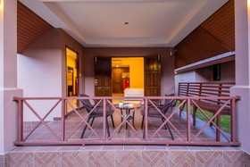 La-or Resort