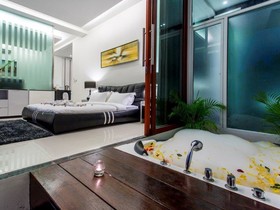 Lotus Villas & Resort Hua Hin