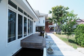 Marisa Villa Huahin