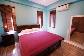 Marisa Villa Huahin