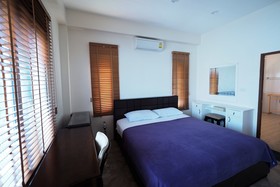 Marisa Villa Huahin