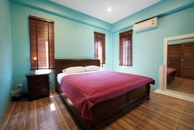 Marisa Villa Huahin