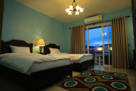 Mooz Hua Hin