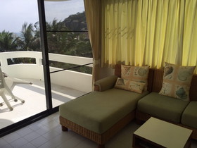 Nern Chalet Beachfront Hotel