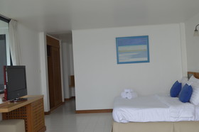 Nern Chalet Beachfront Hotel