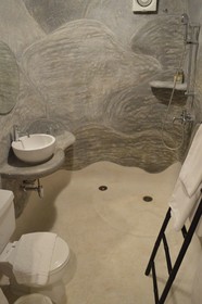 Nern Chalet Beachfront Hotel