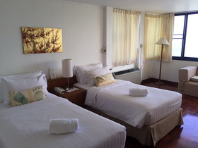 Nern Chalet Beachfront Hotel