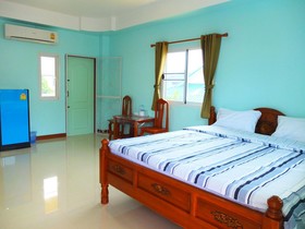 Perm Poon Sup Apartment