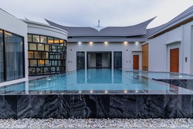 Phukalini Luxury Pool Villa & Onsen