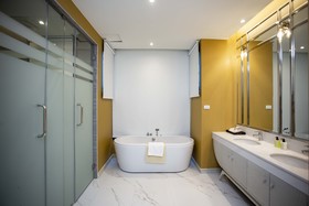 Phukalini Luxury Pool Villa & Onsen