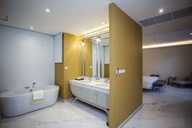 Phukalini Luxury Pool Villa & Onsen