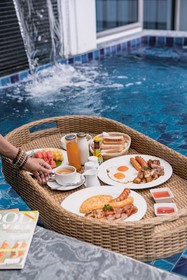 Phukalini Luxury Pool Villa & Onsen
