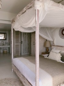Pineapple Lazy Beach Villas