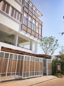 Pineapple Lazy Beach Villas