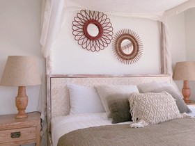 Pineapple Lazy Beach Villas
