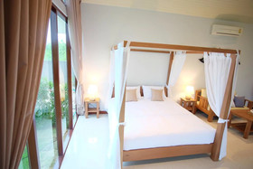 Proud Villa Huahin Resort