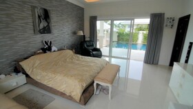 Sea Breeze Villas Hua Hin