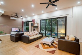 Sea Smile Pool Villa Hua Hin