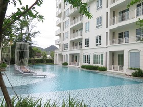 Summer Huahin Condo by Dome