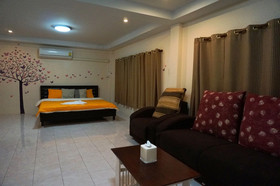 Sunny House Hua Hin