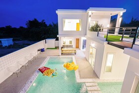The Modern Pool Villa Hua Hin