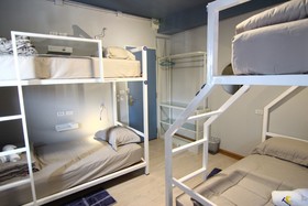 The Moon Hostel Hua Hin