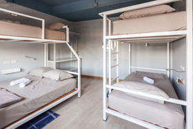 The Moon Hostel Hua Hin