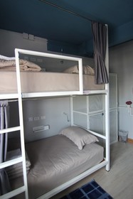 The Moon Hostel Hua Hin