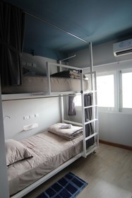 The Moon Hostel Hua Hin