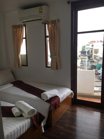 Tongmee Guest House