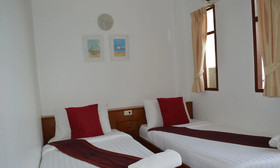 Tongmee Guest House