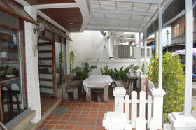 Tongmee Guest House