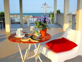 Victor Hotel & Residence